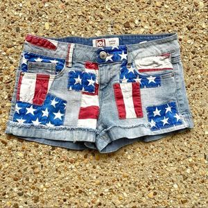 LEI Flag Ashley Low Rise Jean Shorts Size 9 Memorial Day 4th of July